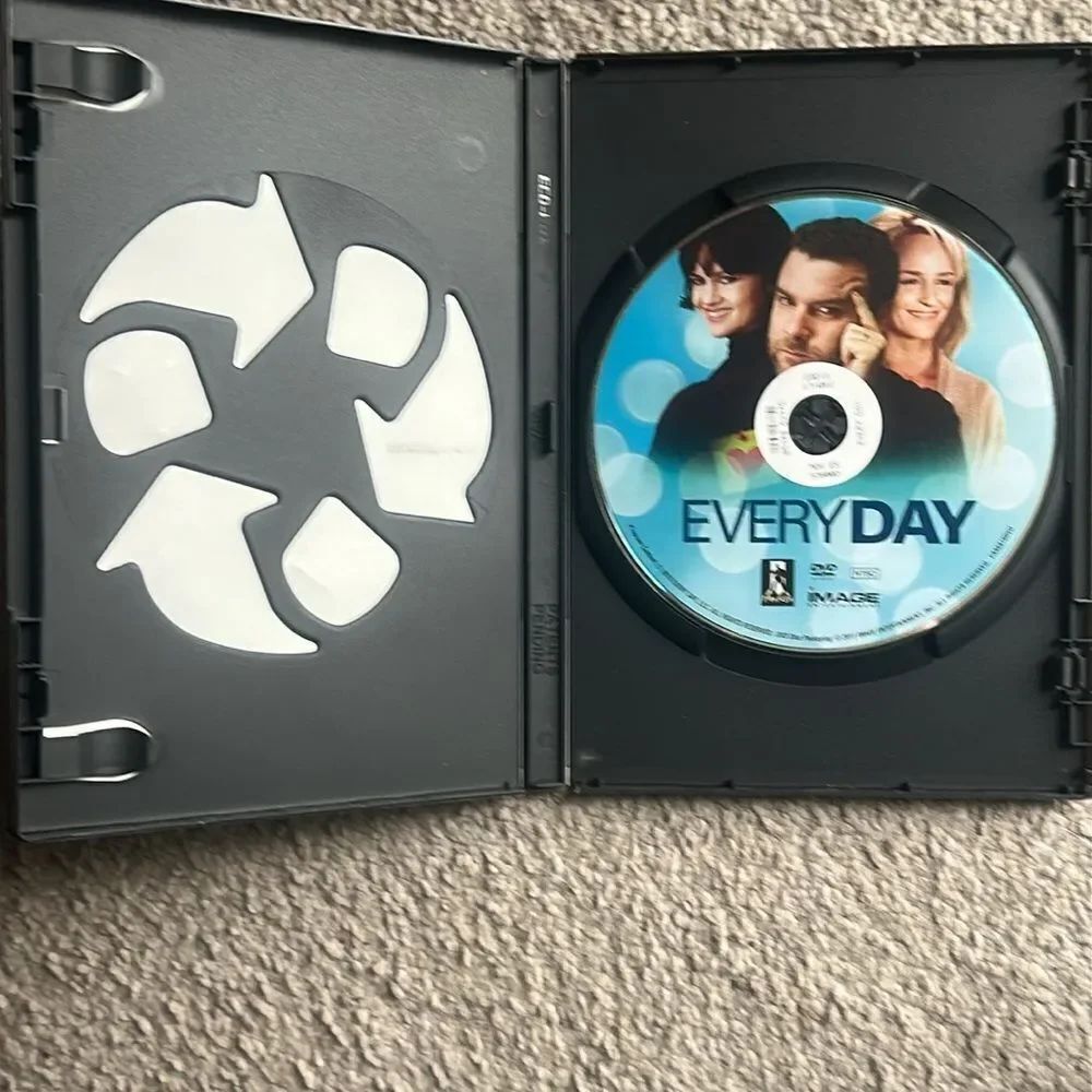 “Every Day” DVD! - Picture 4 of 6